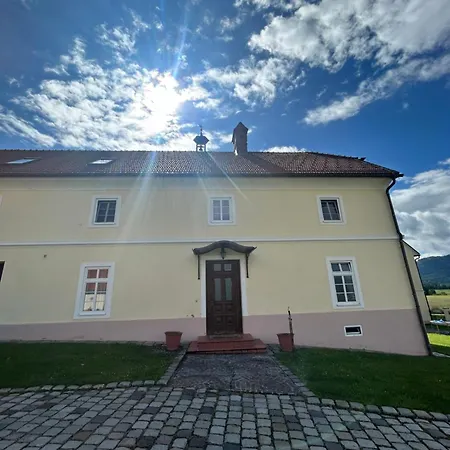 Gut Keutschachhof דירה